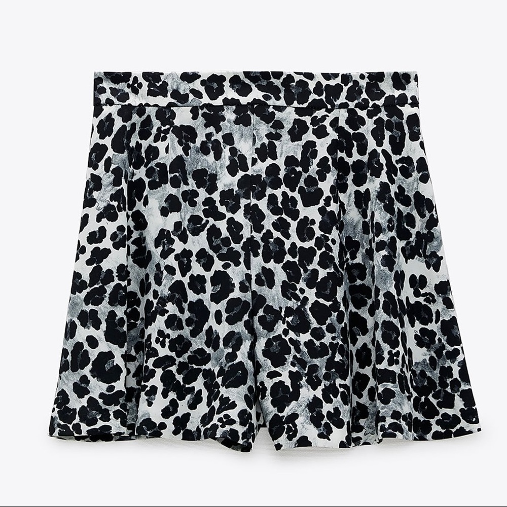 NET Zara cheetah leopard print satin skort/shorts in blue - Picture 6 of 12
